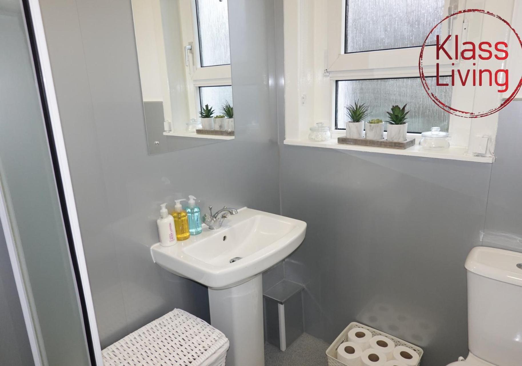 Welsh Drive Apartment By Klass Living Blantyre High Blantyre Eksteriør billede